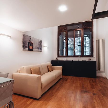 Charming De Togni Apartment Milan Luaran gambar